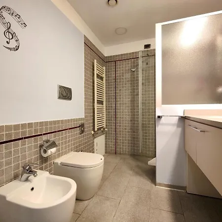 Hostdomus - Fine Apartment Turin