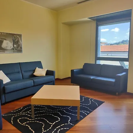 Hostdomus - Fine * Turin